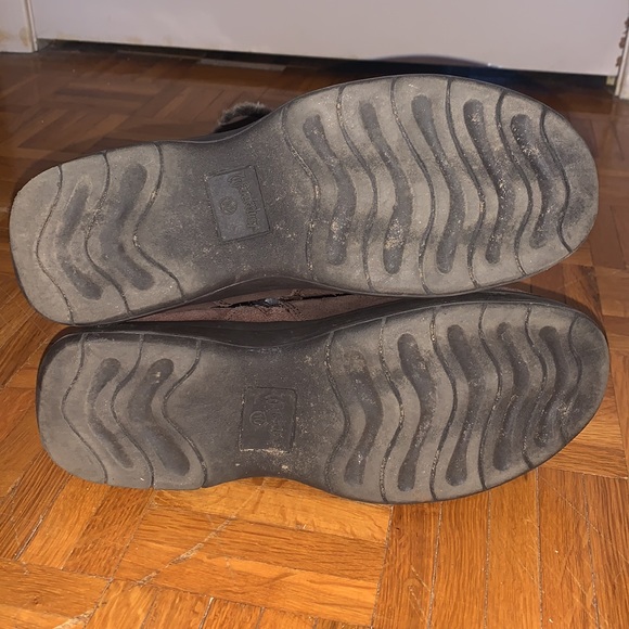 Faux Fur lined winter boots - Picture 6 of 7